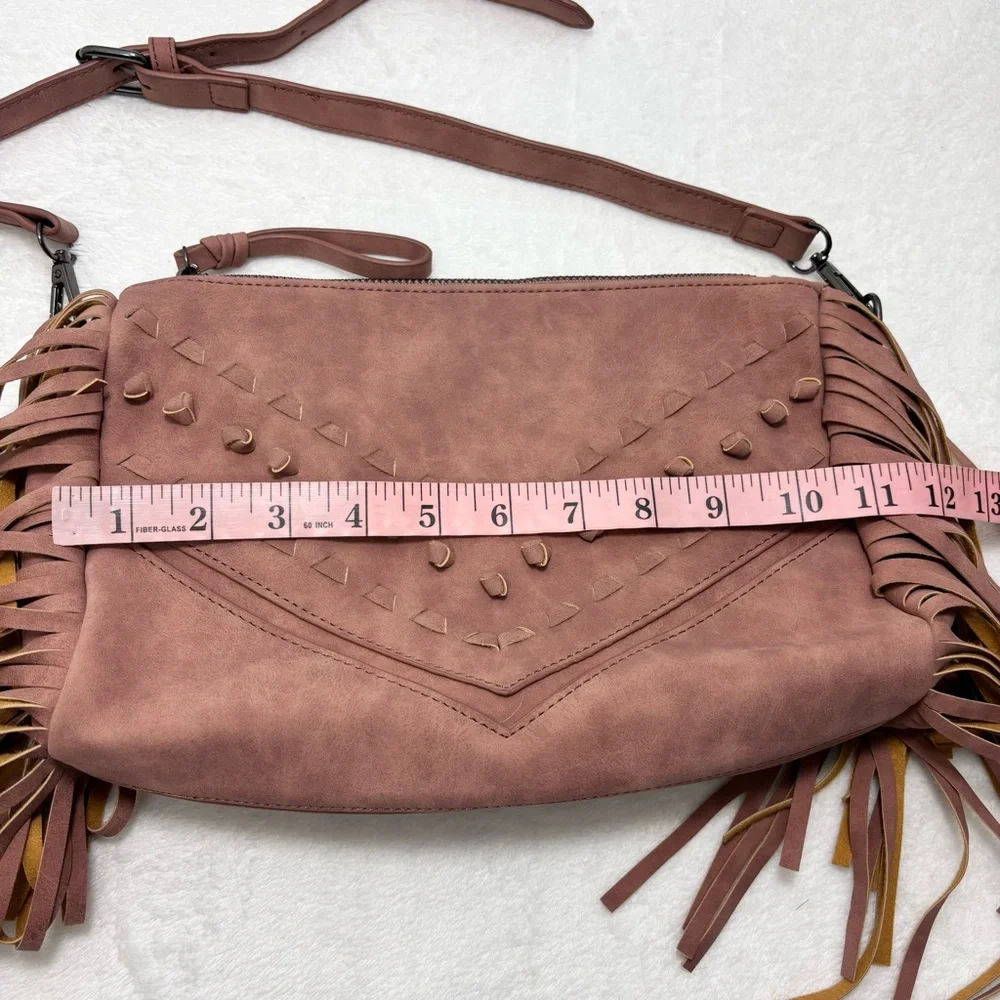 Danielle‎ Nicole Western Pink Crossbody Bag with Fringe - Picture 9 of 12